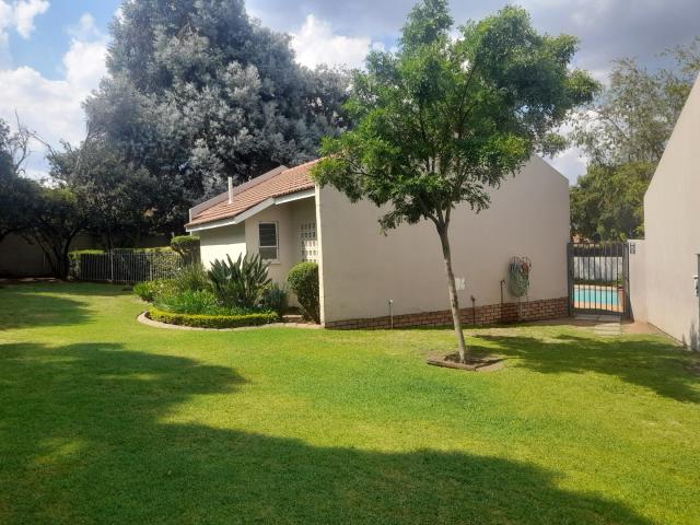 Townhouse for sale in Alexandra, Gauteng