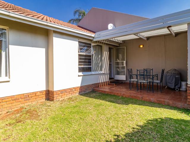 Townhouse for sale in Alexandra, Gauteng
