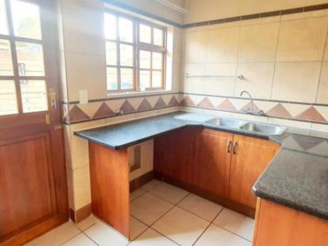 Townhouse for rent in Louis Trichardt, Makhado Local Municipality