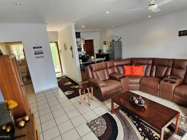 Townhouse for sale in Ugu District Municipality, Kwazulu-natal