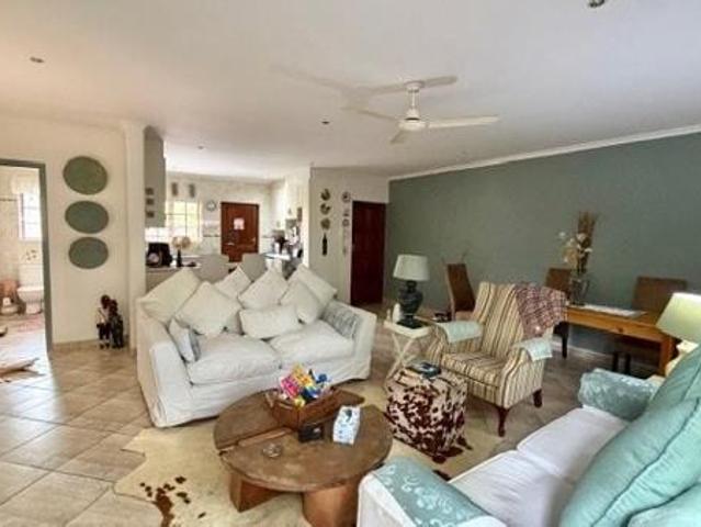 Townhouse for sale in Ugu District Municipality, Kwazulu-natal