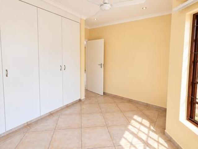 Townhouse for sale in Margate, Hibiscus Coast Local Municipality