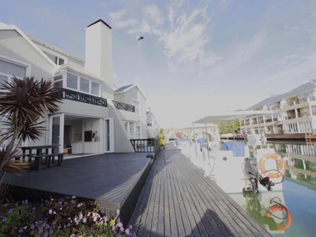 Townhouse for sale in Cape St Francis, Eastern Cape