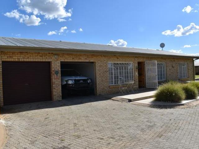 Townhouse for sale in Marquard, Free State