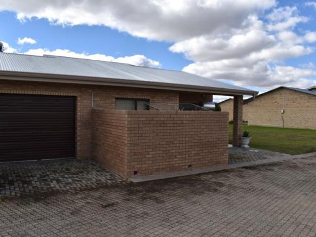 Townhouse for sale in Marquard, Free State