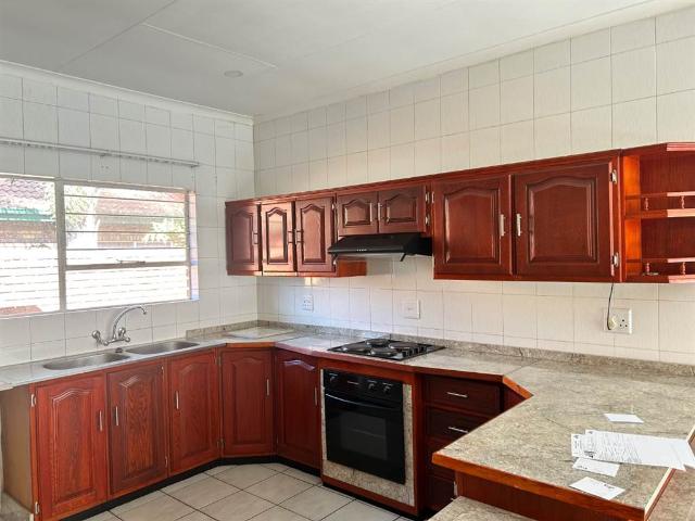 Townhouse for sale in Ekurhuleni, Gauteng