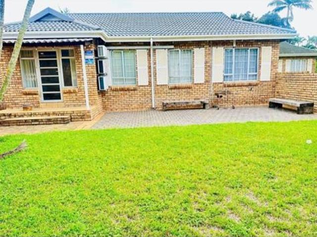 Townhouse for sale in UMhlathuze Municipality, Kwazulu-natal