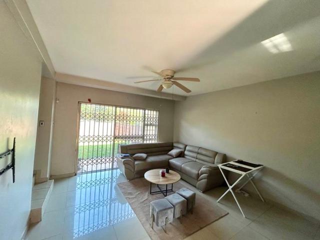 Townhouse for rent in UMhlathuze Municipality, Kwazulu-natal
