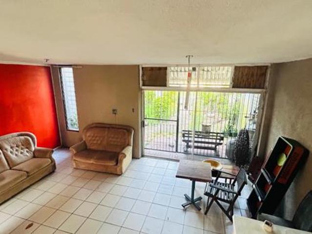 Townhouse for sale in UMhlathuze Municipality, Kwazulu-natal