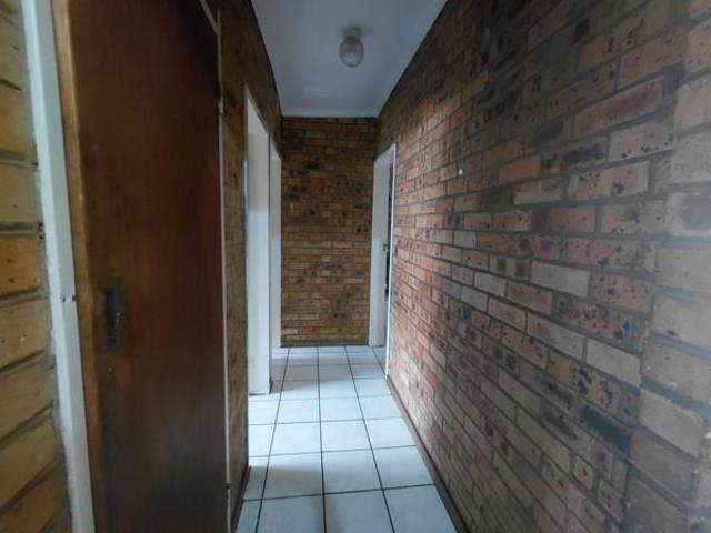 Townhouse for rent in Dr Kenneth Kaunda, North West