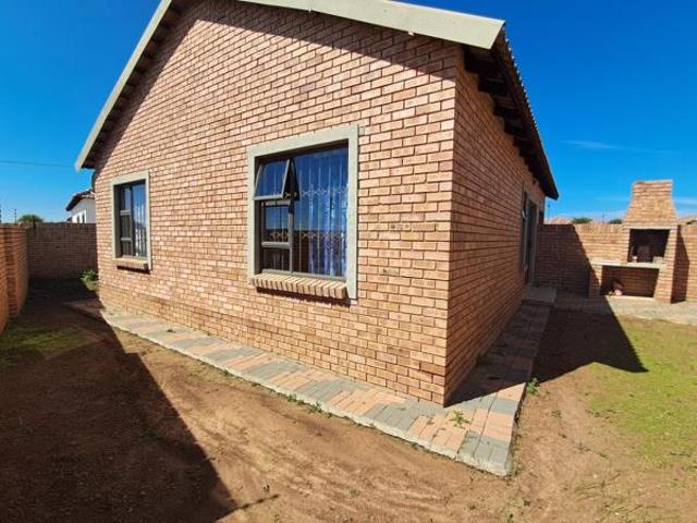 Townhouse for sale in Dr Kenneth Kaunda, North West