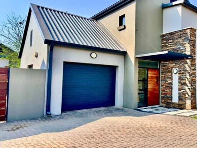 Townhouse for sale in Hartebeespoort, North West