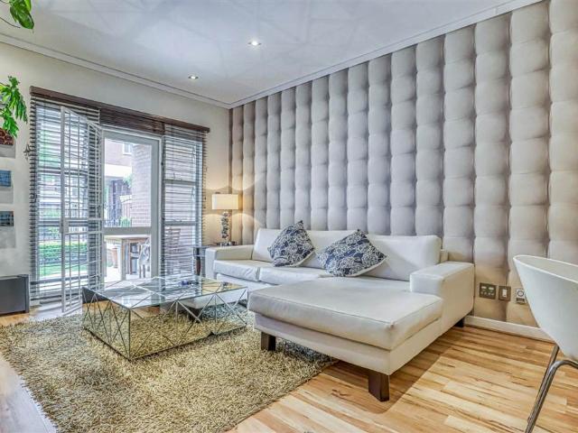 Townhouse for sale in Vosloorus, Gauteng