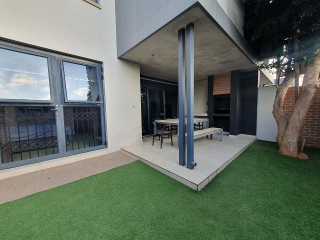 Townhouse for sale in Waterkloof, Gauteng