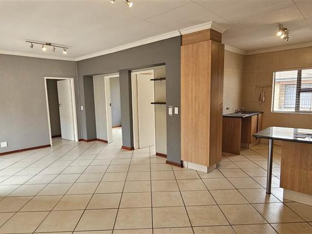 Townhouse for sale in Ekurhuleni, Gauteng