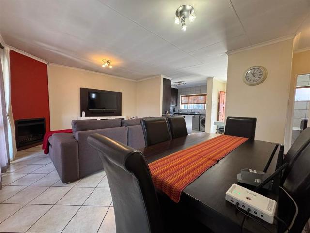 Townhouse for sale in Ekurhuleni, Gauteng