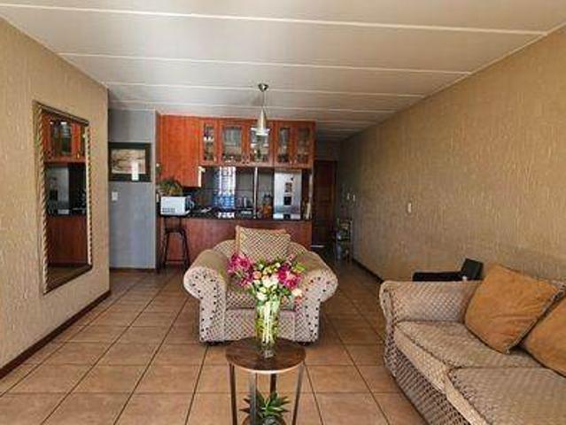 Townhouse for sale in Ekurhuleni, Gauteng