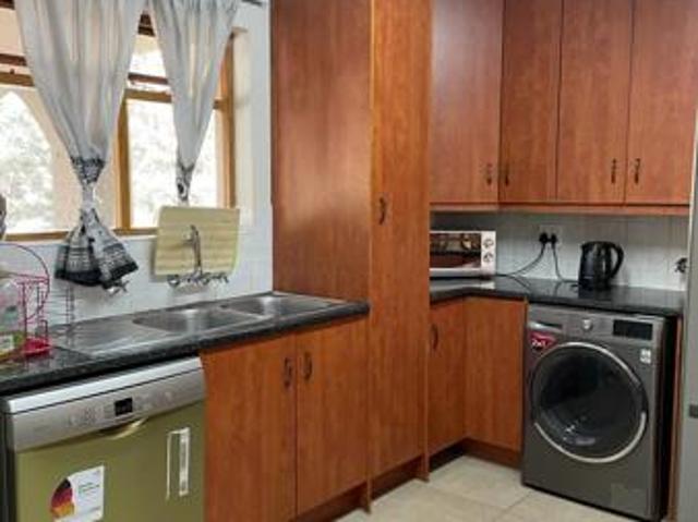 Townhouse for rent in Ekurhuleni, Gauteng