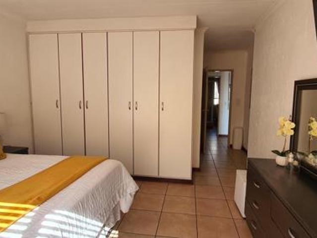 Townhouse for rent in Ekurhuleni, Gauteng