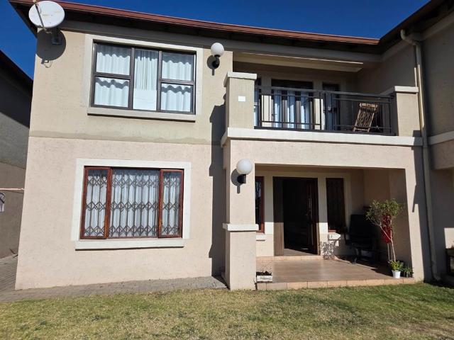 Townhouse for sale in Ekurhuleni, Gauteng