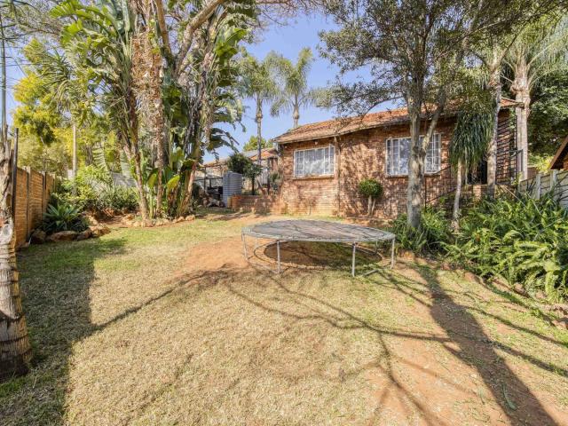 Townhouse for sale in Waterkloof, Gauteng