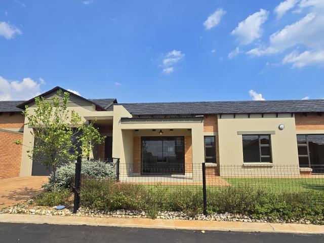 Townhouse for rent in Centurion, Gauteng