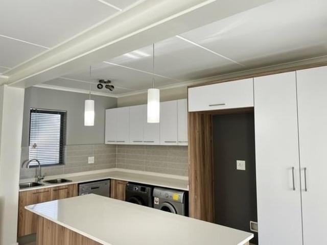 Townhouse for rent in Ekurhuleni, Gauteng