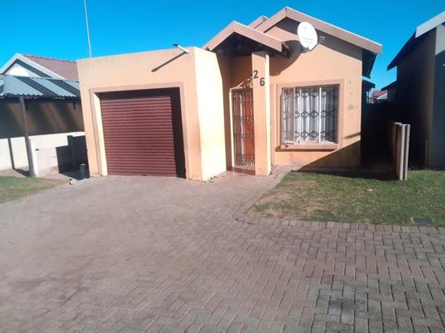 Townhouse for sale in Westonaria, Gauteng