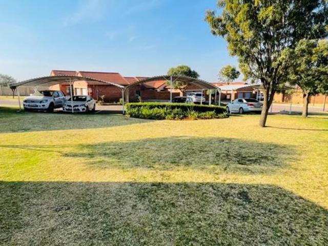 Townhouse for rent in Centurion, City of Tshwane Metropolitan Municipality