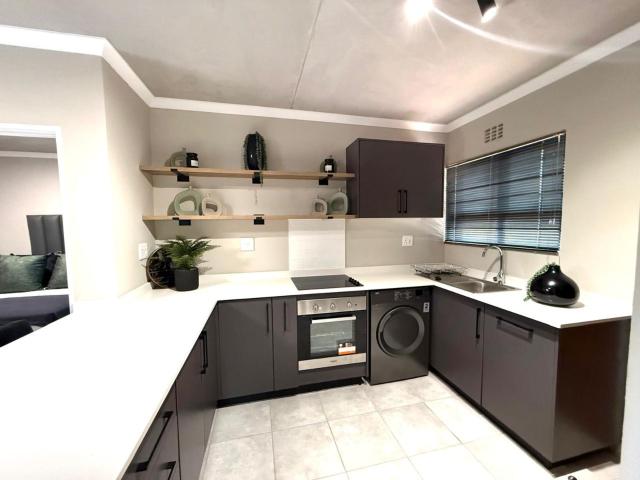 Townhouse for sale in Waterkloof, Gauteng