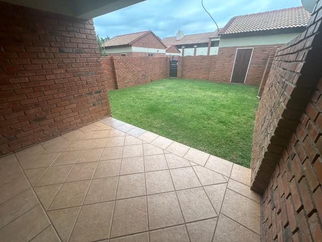 Townhouse for sale in Waterkloof, Gauteng