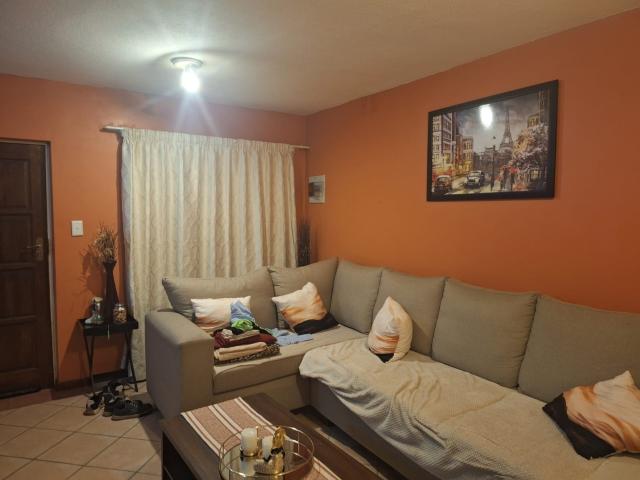 Townhouse for sale in Waterkloof, Gauteng