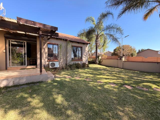 Townhouse for sale in Waterkloof, Gauteng