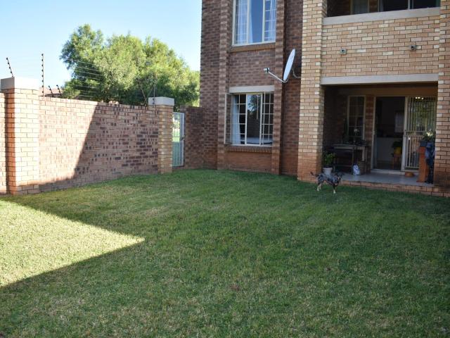 Townhouse for sale in Waterkloof, Gauteng