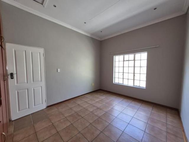 Townhouse for rent in Polokwane, Polokwane Local Municipality