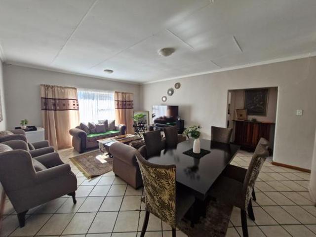 Townhouse for sale in Rosendal, Free State