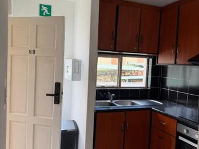 Townhouse for rent in Seaview, Kwazulu-natal