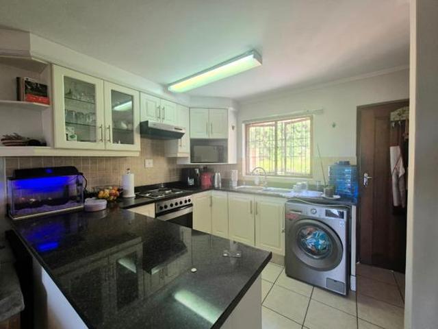 Townhouse for sale in Seaview, Kwazulu-natal
