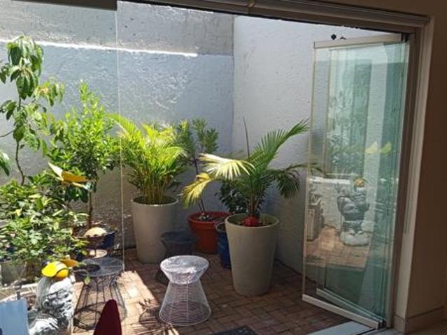 Townhouse for rent in Vosloorus, Gauteng