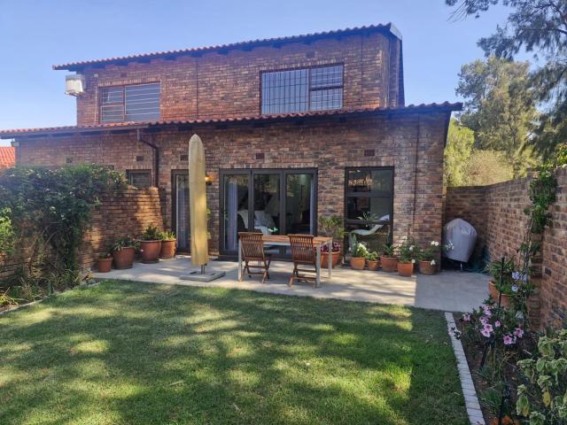 Townhouse for sale in Morningside, Sandton