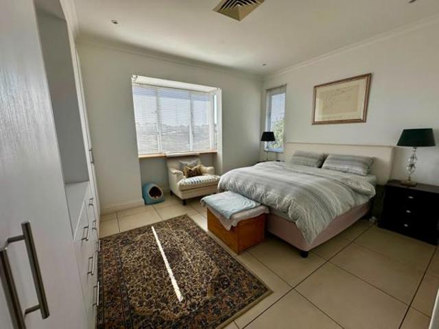 Townhouse for rent in Seaview, Kwazulu-natal