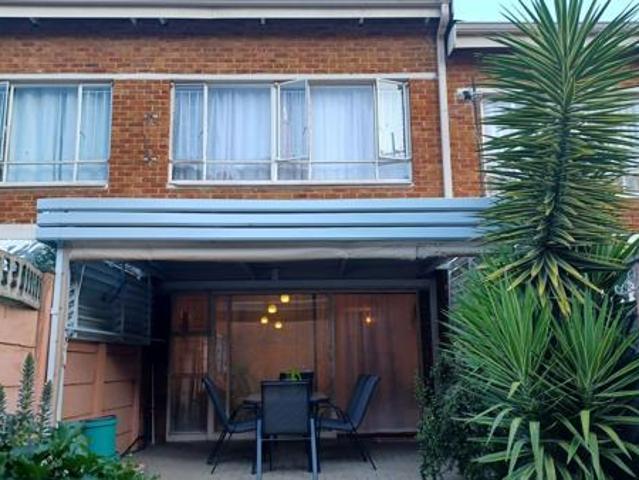 Townhouse for sale in Bloemfontein, Free State
