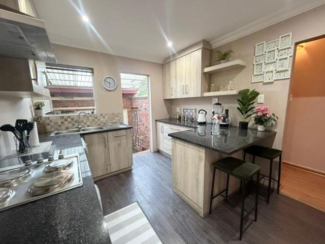 Townhouse for sale in Bloemfontein, Mangaung Metropolitan Municipality