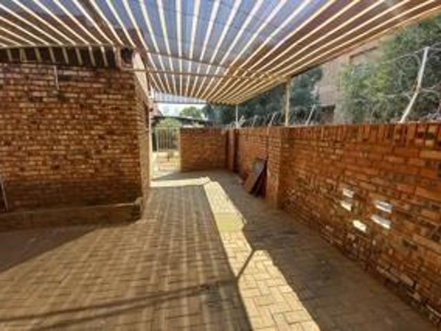 Townhouse for sale in Frances Baard, Northern Cape
