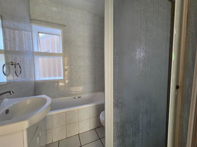 Townhouse for sale in Ekurhuleni, Gauteng