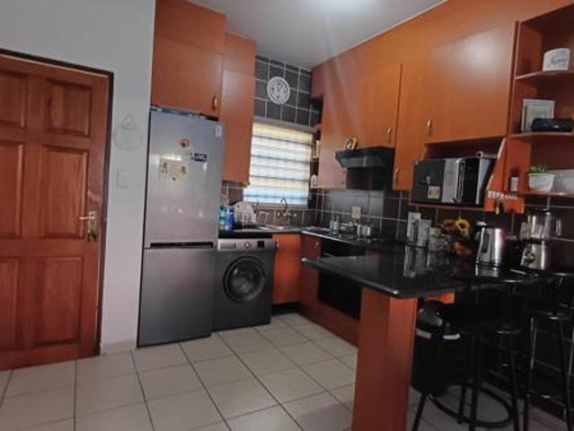Townhouse for rent in Ekurhuleni, Gauteng