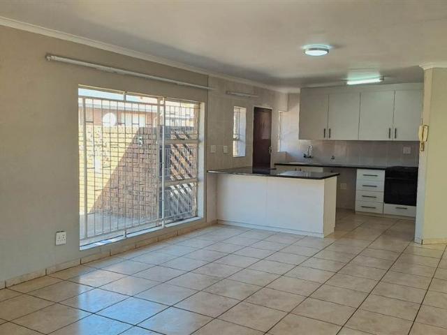 Townhouse for sale in Ekurhuleni, Gauteng