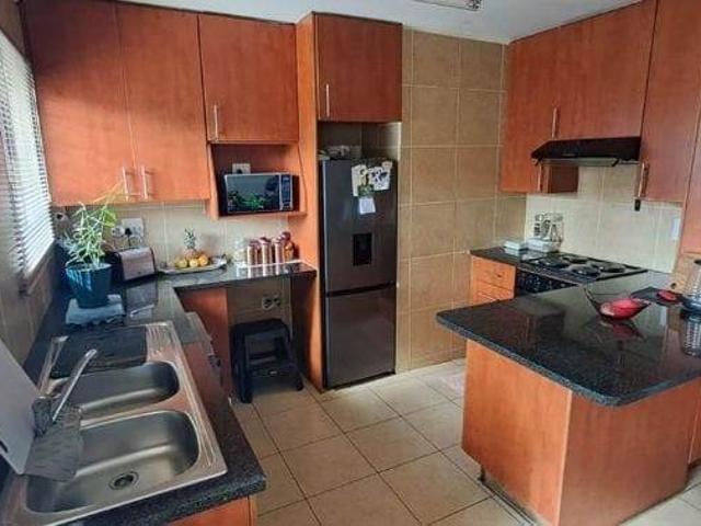 Townhouse for sale in Ekurhuleni, Gauteng