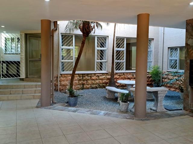 Townhouse for rent in Pretoria, City of Tshwane Metropolitan Municipality