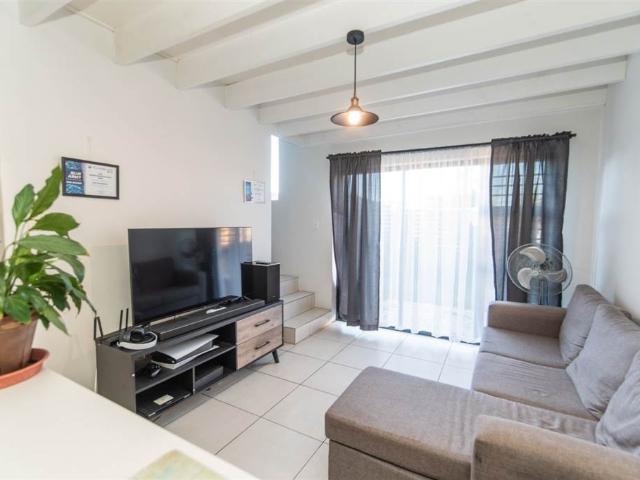 Townhouse for sale in Port Elizabeth, Eastern Cape